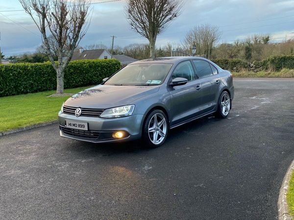 Volkswagen Jetta Saloon, Diesel, 2014, Grey