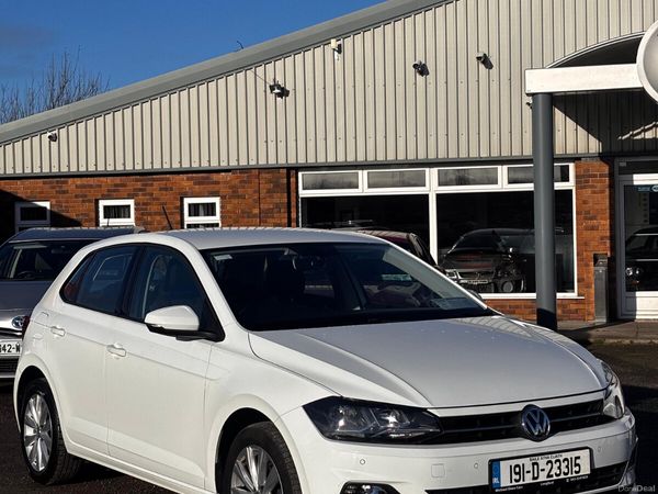 Volkswagen Polo Hatchback, Petrol, 2019, White