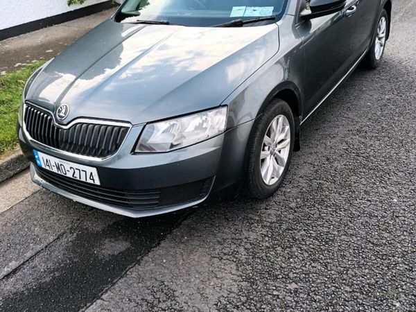 Skoda Octavia Estate, Diesel, 2014, Grey