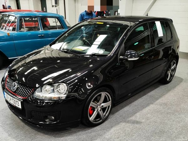 Volkswagen Golf Hatchback, Petrol, 2009, Black