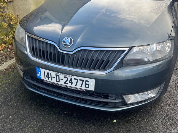 Skoda Rapid Saloon, Petrol, 2014, Grey