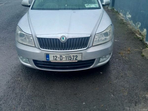 Skoda Octavia Saloon, Diesel, 2012, Silver