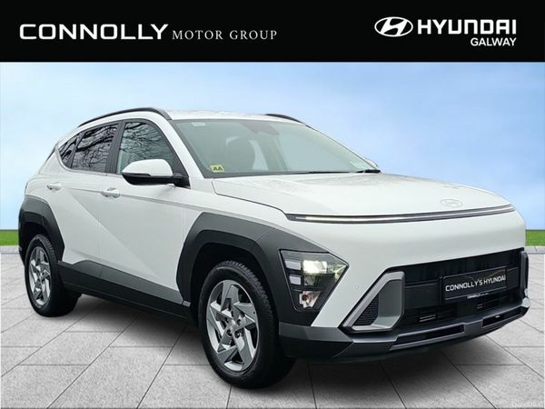 Hyundai KONA MPV, Petrol, 2024, White