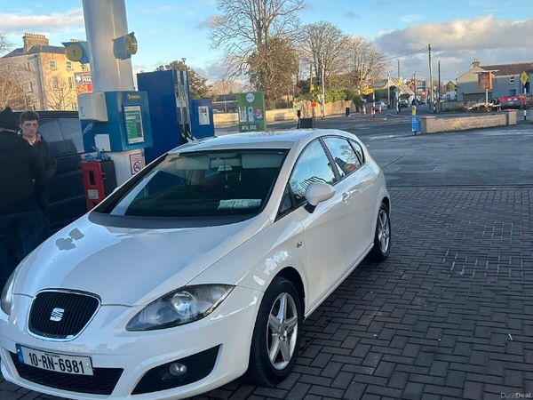 SEAT Leon Hatchback, Diesel, 2010, White