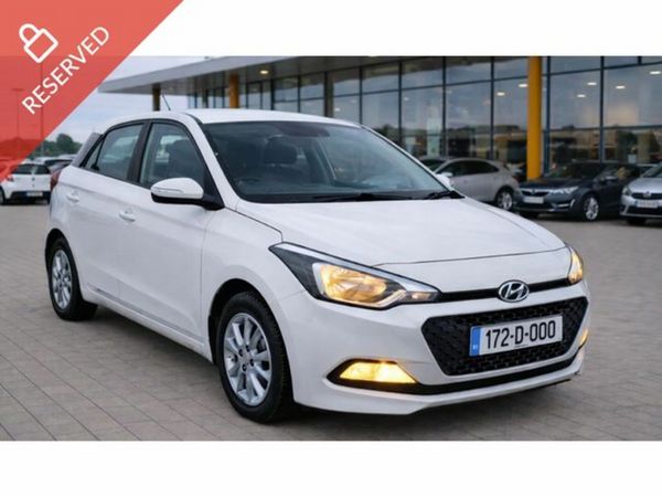 Hyundai i20 Hatchback, Petrol, 2017, White