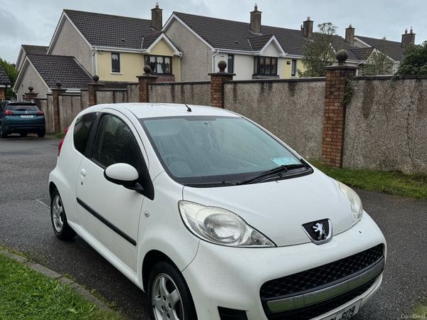 Peugeot 107 Hatchback, Petrol, 2011, White