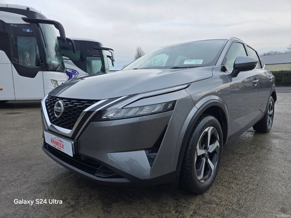 Nissan Qashqai MPV, Petrol, 2022, Grey