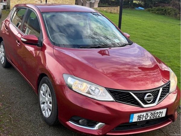 Nissan Pulsar Hatchback, Diesel, 2016, Red