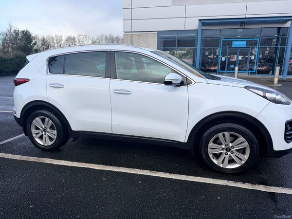 Kia Sportage SUV, Diesel, 2016, White