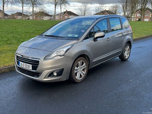 Peugeot 5008 MPV, Diesel, 2015, Grey