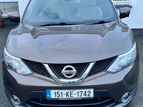 Nissan Qashqai Hatchback, Diesel, 2015, Brown