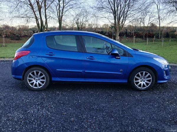 Peugeot 308 Hatchback, Diesel, 2011, Blue