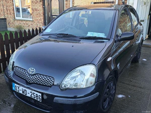 Toyota Yaris Hatchback, Petrol, 2003, Black