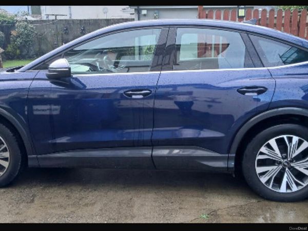 Audi e-tron Hatchback, Electric, 2023, Blue