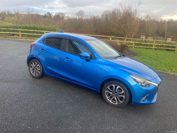 Mazda Demio MPV, Diesel, 2017, Blue