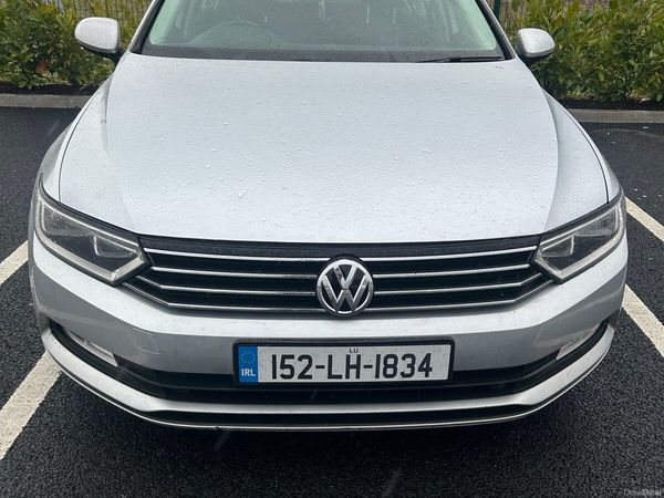 Volkswagen Passat Saloon, Diesel, 2015, Silver