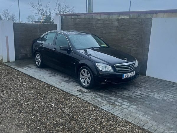Mercedes-Benz C-Class Saloon, Diesel, 2011, Black