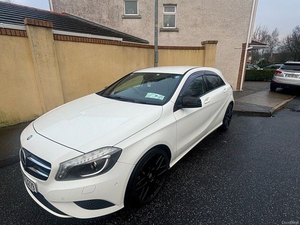 Mercedes-Benz A-Class Hatchback, Petrol, 2013, White