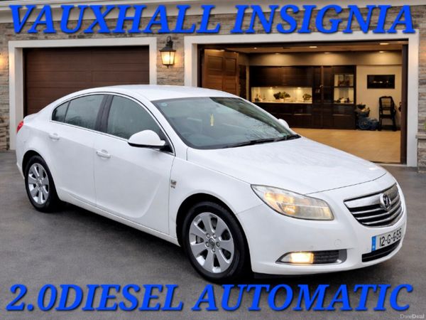Vauxhall Insignia Hatchback, Diesel, 2012, White