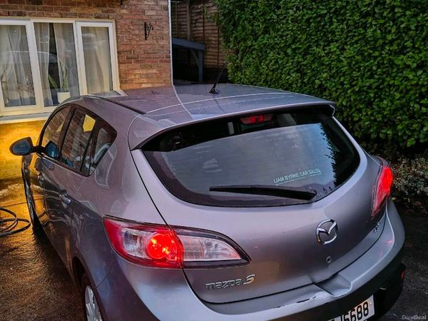 Mazda Mazda3 Hatchback, Diesel, 2010, Silver