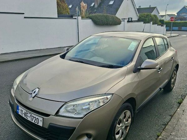 Renault Megane Hatchback, Diesel, 2011, Gold