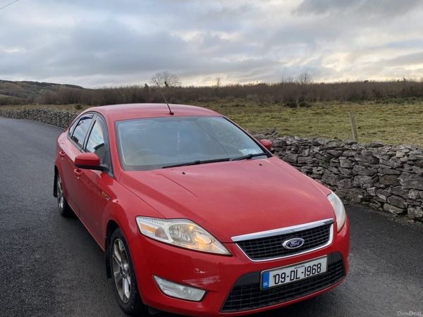 Ford Mondeo Hatchback, Diesel, 2009, Red