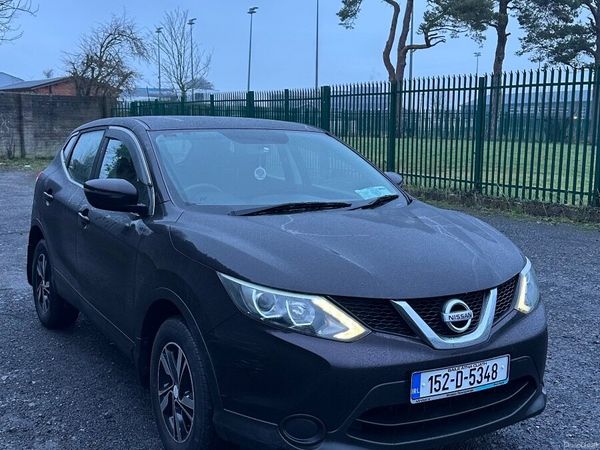 Nissan Qashqai Hatchback, Diesel, 2015, Black