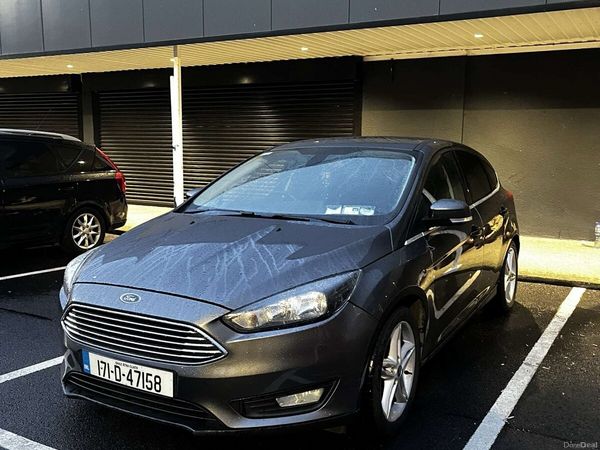 Ford Focus Hatchback, Petrol, 2017, Grey