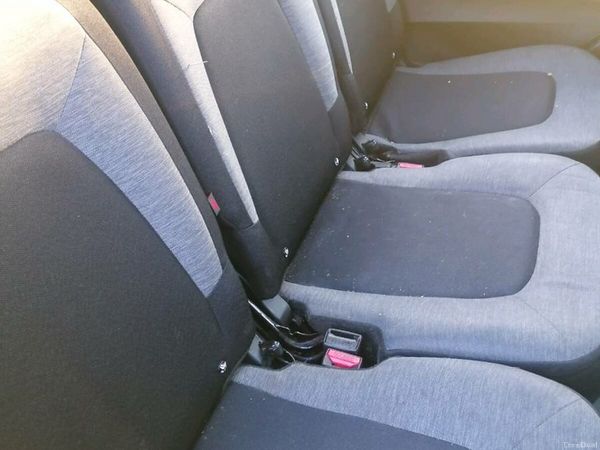 Citroen C4 Hatchback, Diesel, 2016, Red