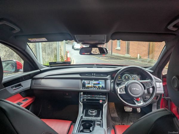 Jaguar XF Saloon, Diesel, 2016, Red