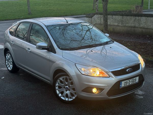 Ford Focus Hatchback, Diesel, 2009, Silver