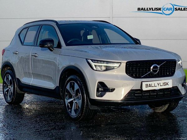Volvo XC40 SUV, Petrol Hybrid, 2025, Silver