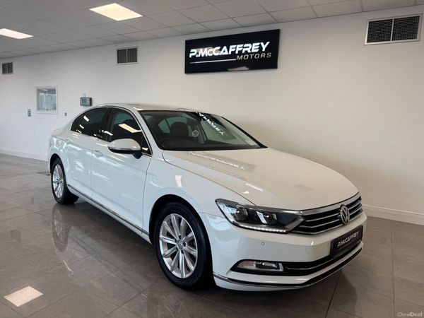 Volkswagen Passat Saloon, Diesel, 2018, White