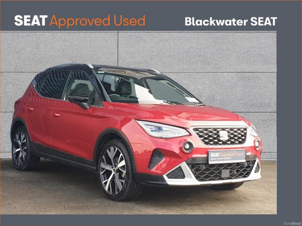 SEAT Arona Hatchback, Petrol, 2023, Red
