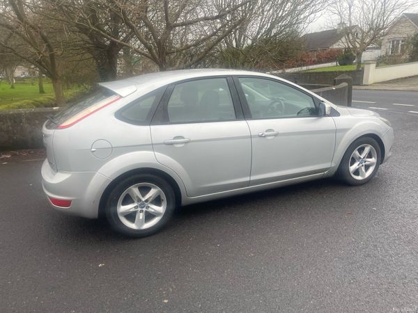 Ford Focus Hatchback, Diesel, 2009, Silver