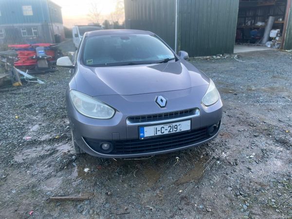 Renault Fluence Saloon, Diesel, 2011, Grey