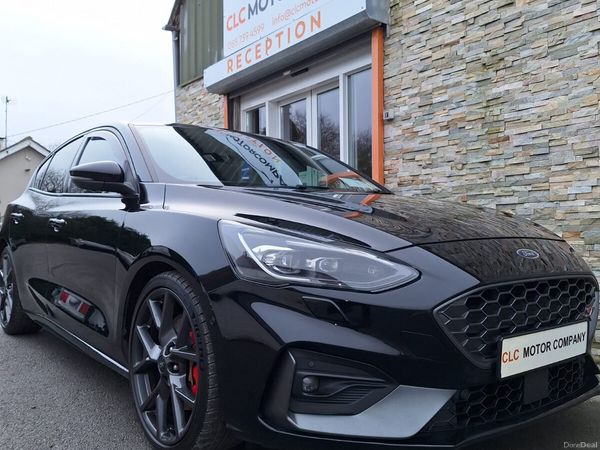 Ford Focus Hatchback, Petrol, 2020, Black