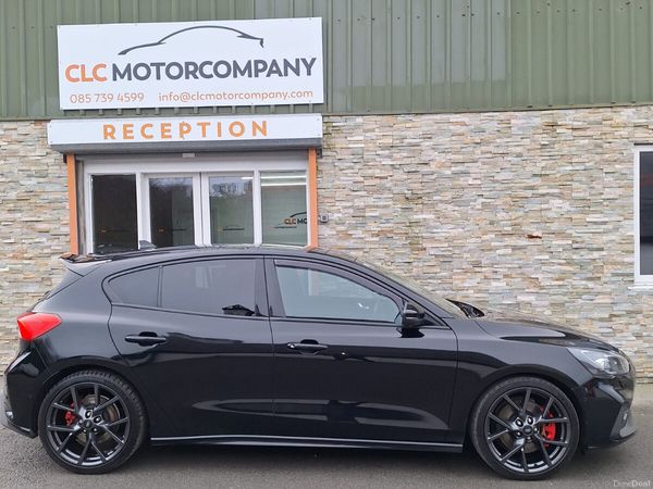 Ford Focus Hatchback, Petrol, 2020, Black