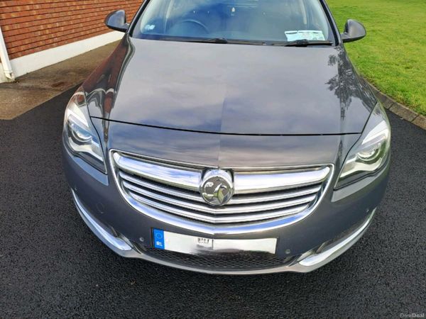 Vauxhall Insignia Hatchback, Diesel, 2015, Grey