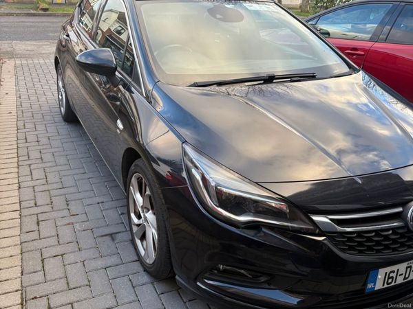 Vauxhall Astra Hatchback, Petrol, 2016, Black