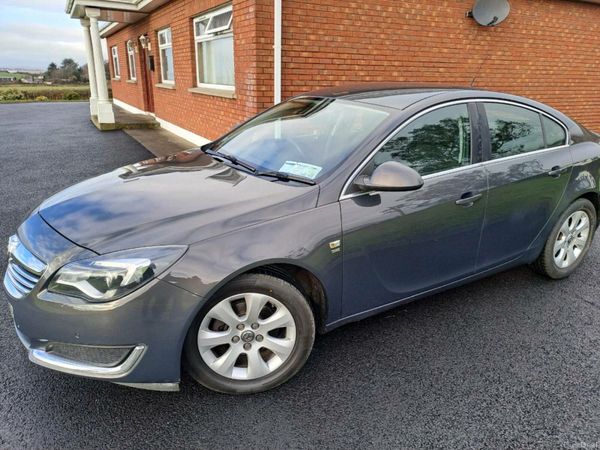 Vauxhall Insignia Hatchback, Diesel, 2015, Grey