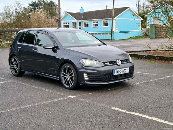 Volkswagen Golf Hatchback, Diesel, 2014, Grey