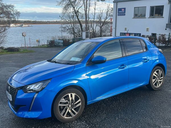 Peugeot 208 Hatchback, Petrol, 2021, Blue