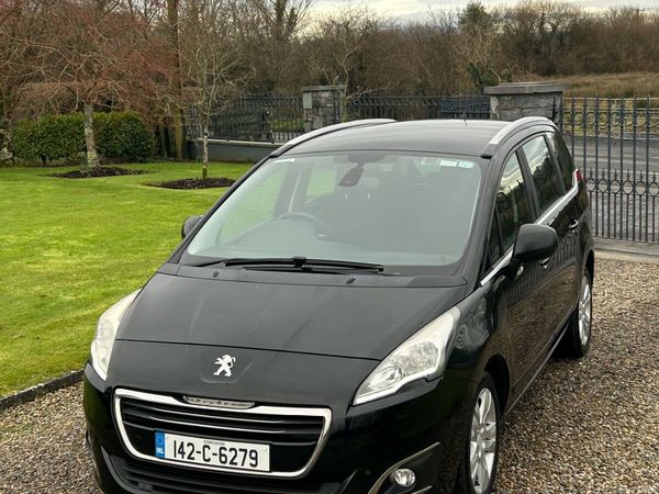 Peugeot 5008 MPV, Diesel, 2014, Black