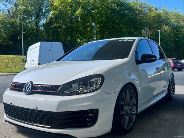 Volkswagen Golf Hatchback, Petrol, 2012, White