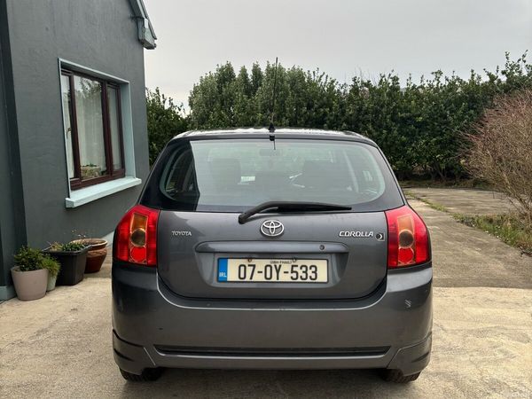 Toyota Corolla Hatchback, Petrol, 2007, Grey