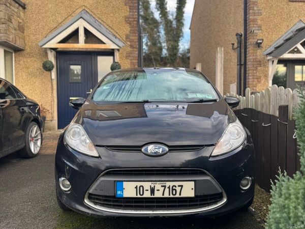 Ford Fiesta Hatchback, Diesel, 2010, Black