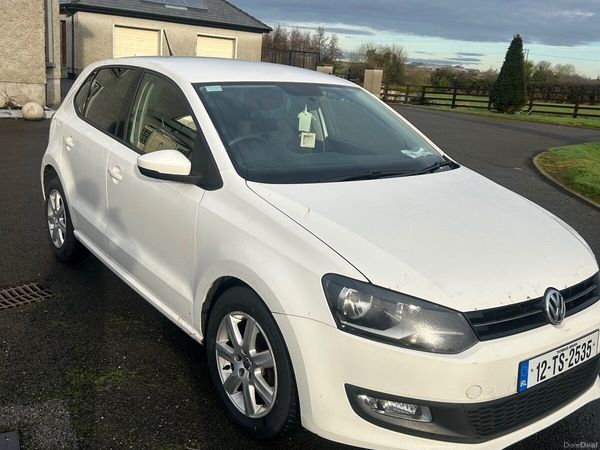 Volkswagen Polo Hatchback, Petrol, 2012, White