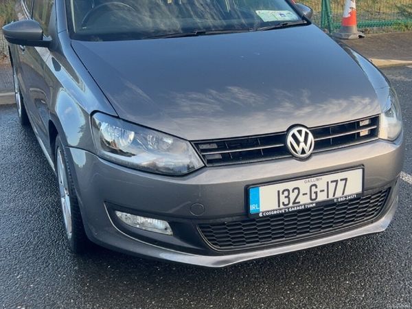 Volkswagen Polo Hatchback, Petrol, 2013, Grey