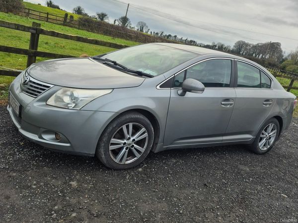 Toyota Avensis Saloon, Diesel, 2010, Grey
